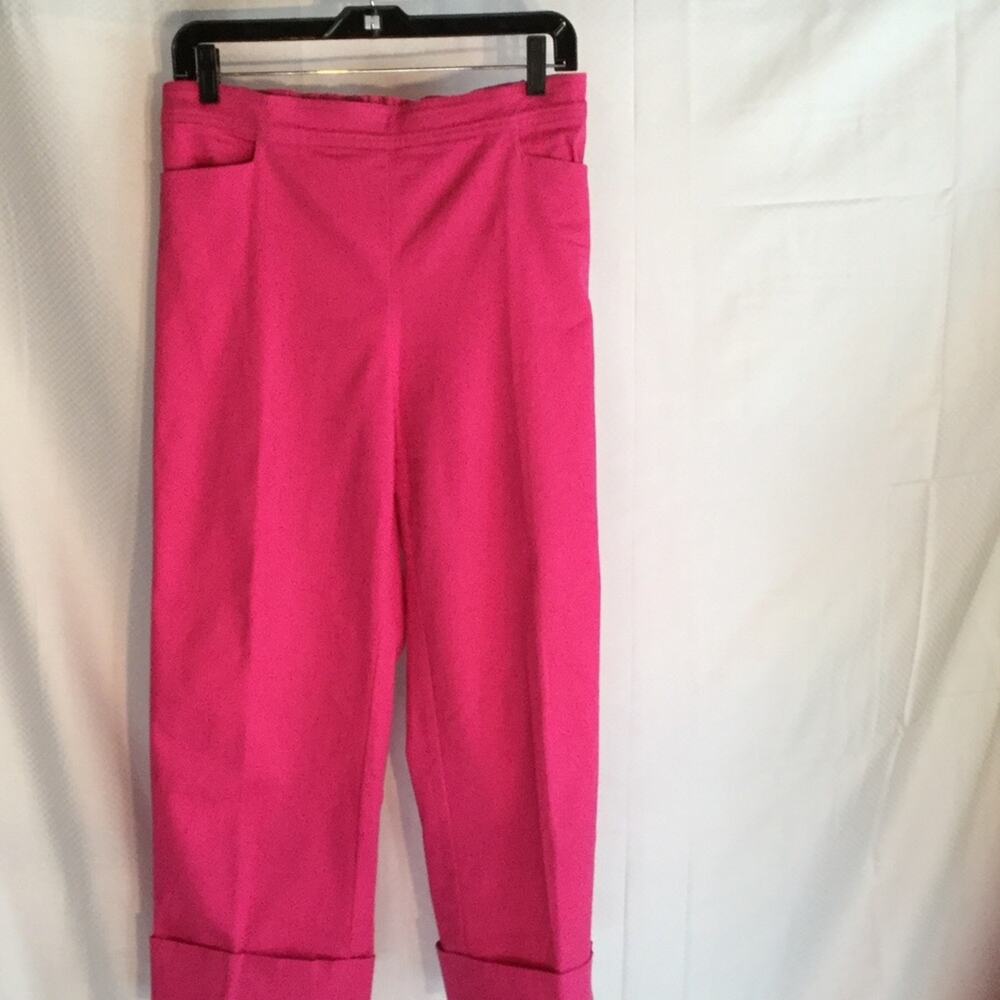 City girl 6 pink cotton stretch Capri w/cuff beads